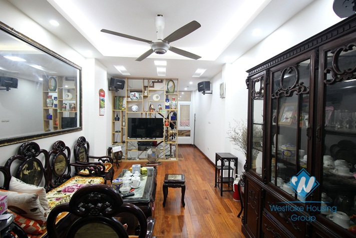 A nice 3 bedrooms house for rent in Tay ho, Ha noi